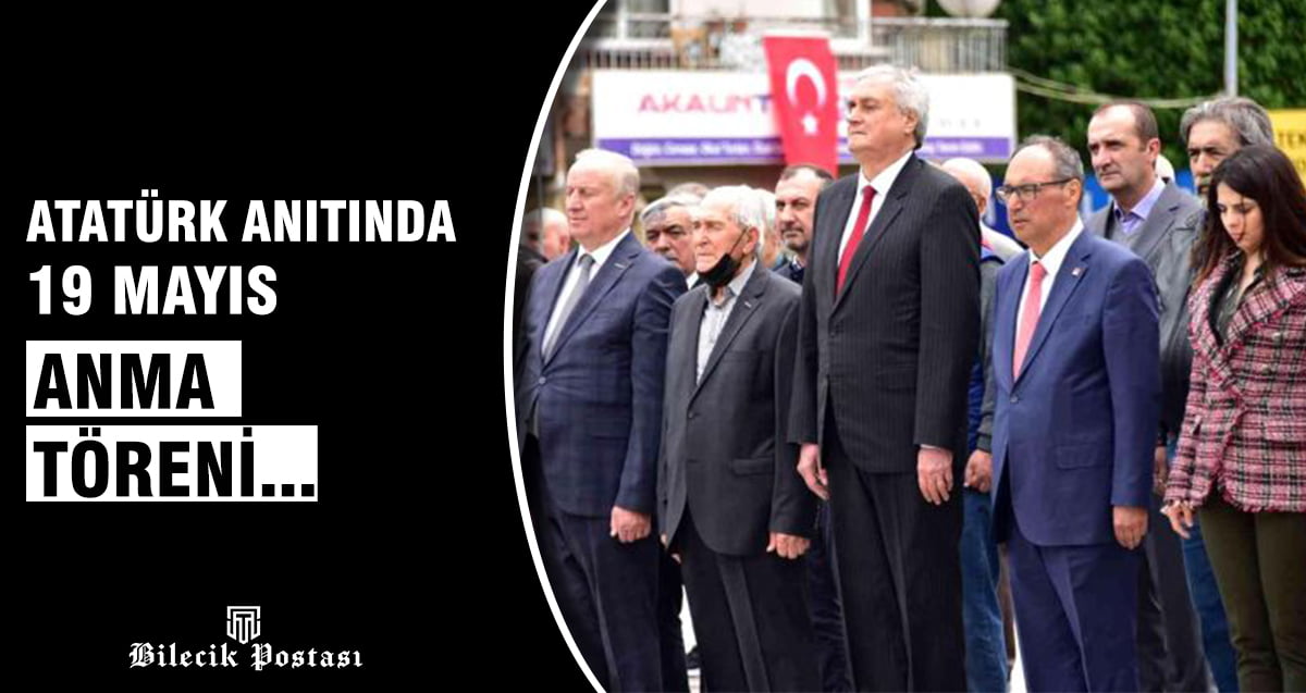 Atatürk Anıtına Çelenk Sundular